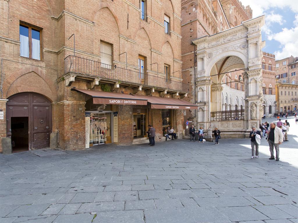 Апартаменты Il Nido Del Mangia Сиена Экстерьер фото